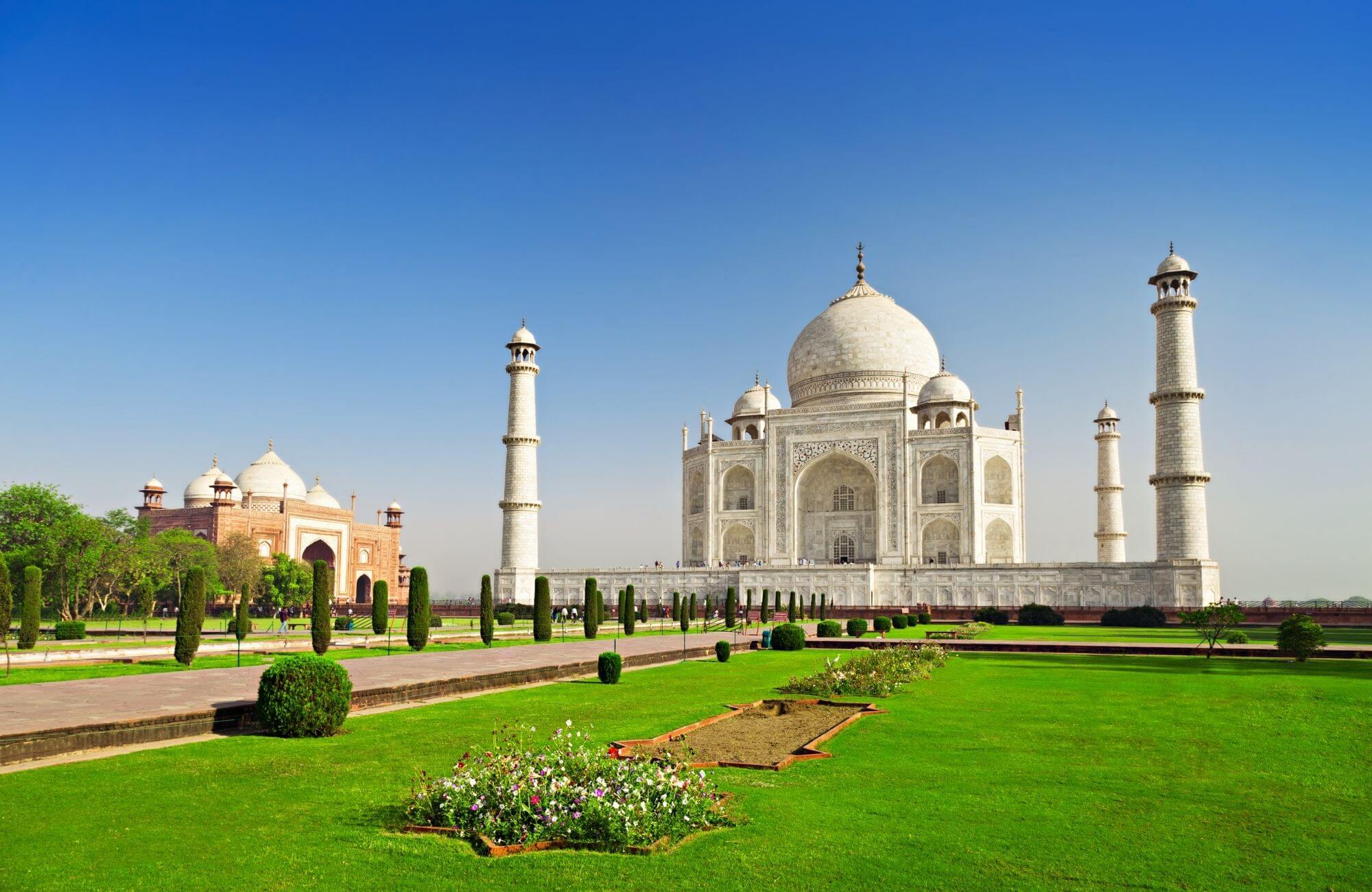 delhi to agra taxi